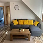 Kehida Relax Apartmanhaz 凯达库塔尼