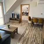 公寓 Kehida Relax Apartmanhaz 凯达库塔尼