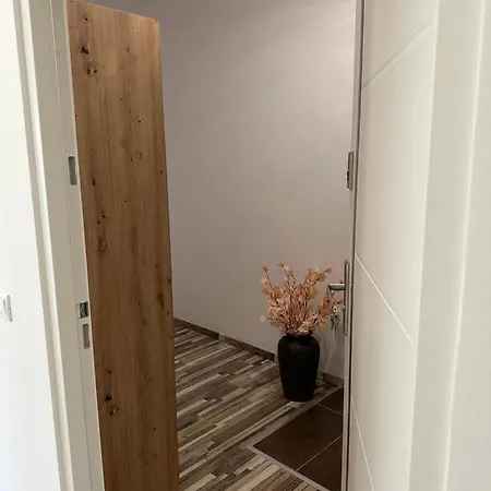 Apartment Kehida Relax Apartmanhaz Kehidakustany