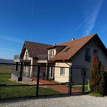 Kehida Relax Apartmanhaz Kehidakustany