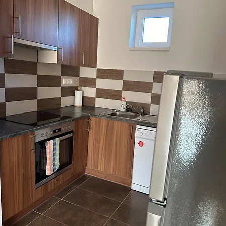 Kehida Relax Apartmanhaz Kehidakustany
