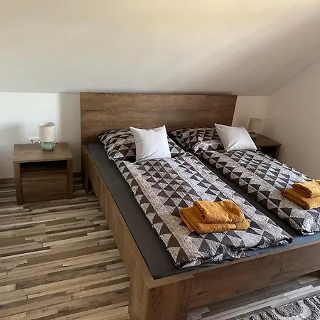 Kehida Relax Apartmanhaz *